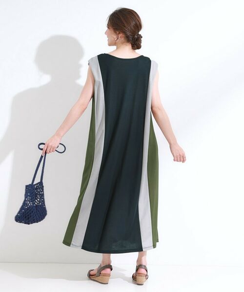SHOO・LA・RUE / シューラルー ロング・マキシ丈ワンピース | 【S-LL/ひんやり】全身すっきり見えが楽に叶う サイド切替 バイカラーAラインワンピース | 詳細11