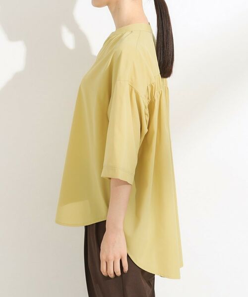SHOO・LA・RUE / シューラルー シャツ・ブラウス | 【S-LL/洗濯後しわになりにくい】バックギャザーがアクセント スッキパーブラウス | 詳細17