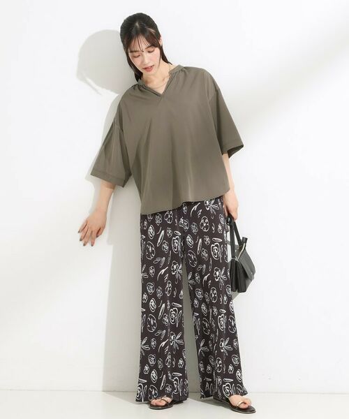 SHOO・LA・RUE / シューラルー シャツ・ブラウス | 【S-LL/洗濯後しわになりにくい】バックギャザーがアクセント スッキパーブラウス | 詳細2