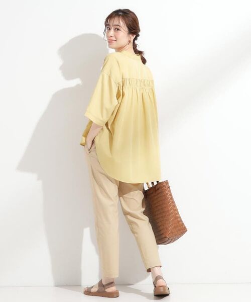 SHOO・LA・RUE / シューラルー シャツ・ブラウス | 【S-LL/洗濯後しわになりにくい】バックギャザーがアクセント スッキパーブラウス | 詳細22