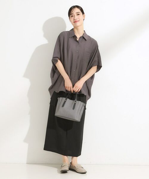 SHOO・LA・RUE / シューラルー シャツ・ブラウス | 【洗える/S-LL/5分袖】季節の変わり目に さらさらドレープシャツ | 詳細3