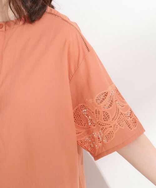 SHOO・LA・RUE / シューラルー シャツ・ブラウス | 【S-LL/6分袖】レースデザインで華やか見え お袖刺繍ブラウス | 詳細17