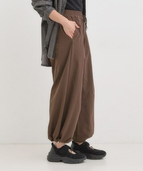 SHOO・LA・RUE / シューラルー パンツ | 【2WAY/S-LL】シルエット変化を楽しめる ドロスト ワイドカーブパンツ | 詳細11