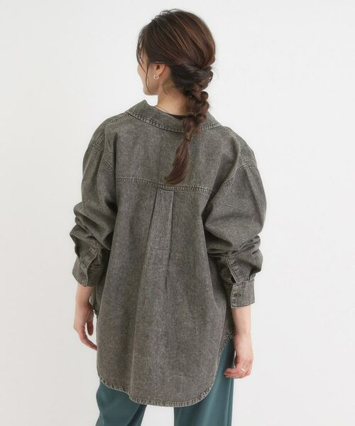 SHOO・LA・RUE / シューラルー シャツ・ブラウス | 【S-LL】こなれ感をプラスする BIGポケットデニムシャツ | 詳細2