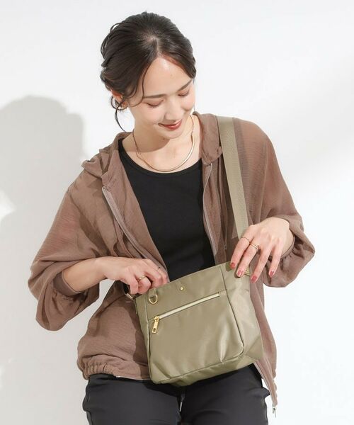 SHOO・LA・RUE / シューラルー ショルダーバッグ | 【撥水】フロントファスナーポケットショルダー(グレージュ(050))