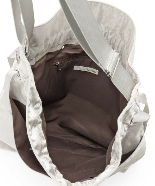 SHOO・LA・RUE / シューラルー ショルダーバッグ | シャイニー生地巾着ショルダーバッグ | 詳細16