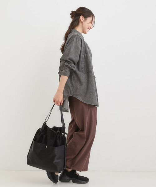 SHOO・LA・RUE / シューラルー ショルダーバッグ | シャイニー生地巾着ショルダーバッグ | 詳細8