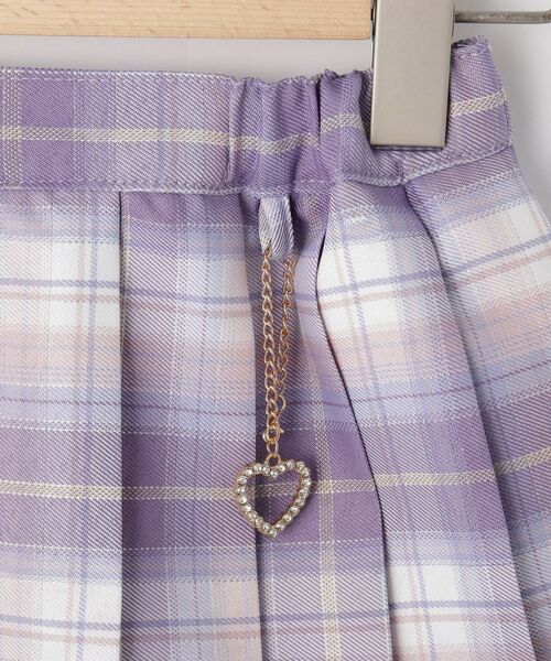 SHOO・LA・RUE / シューラルー ミニ・ひざ丈スカート | 【100-150cm】ハートチャーム付きチェックプリーツスカート | 詳細4