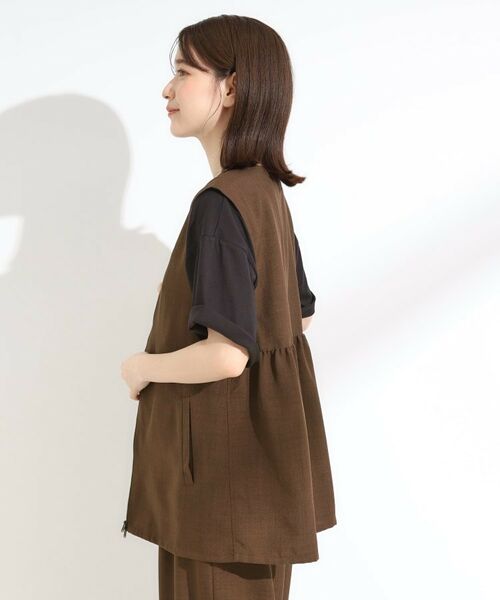 SHOO・LA・RUE / シューラルー ベスト | 【セットアップ可】さらりと軽やかに ダブルジップ麻調ジレ | 詳細6