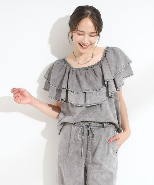 SHOO・LA・RUE / シューラルー シャツ・ブラウス | 【セットアップ可/前後2WAY/オフショル2WAY】着こなしを楽しめる デニムフリルブラウス | 詳細10