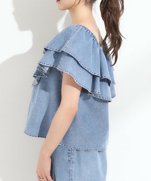 SHOO・LA・RUE / シューラルー シャツ・ブラウス | 【セットアップ可/前後2WAY/オフショル2WAY】着こなしを楽しめる デニムフリルブラウス | 詳細16