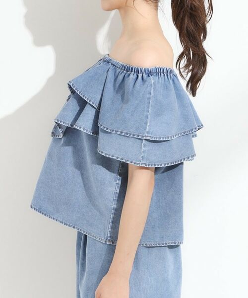 SHOO・LA・RUE / シューラルー シャツ・ブラウス | 【セットアップ可/前後2WAY/オフショル2WAY】着こなしを楽しめる デニムフリルブラウス | 詳細24