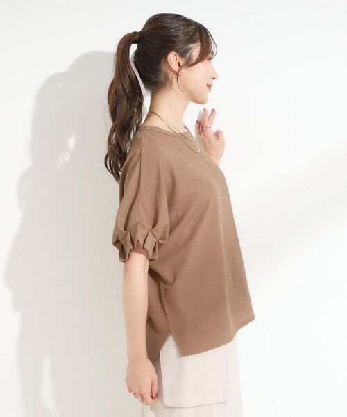 SHOO・LA・RUE / シューラルー カットソー | 【S-LL/洗える】お袖のタックがアクセント インせず着られる さらさらドルマントップス | 詳細10