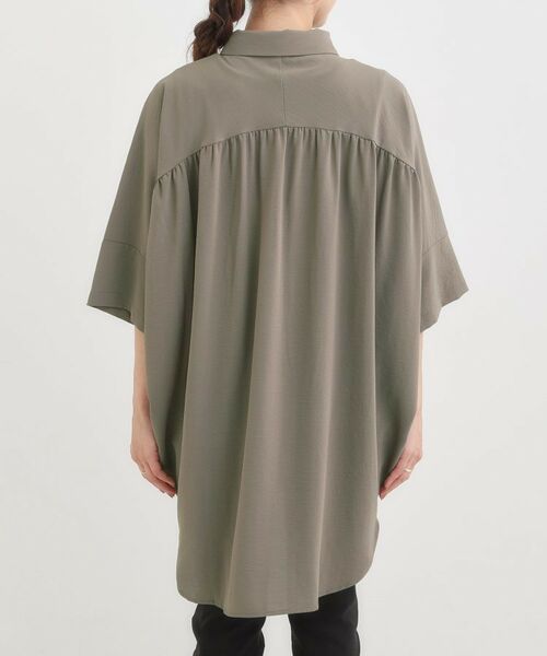 SHOO・LA・RUE / シューラルー チュニック | 【S-LL/ひんやり】肌離れよくサラサラタッチが癖になる バックギャザーチュニック | 詳細15