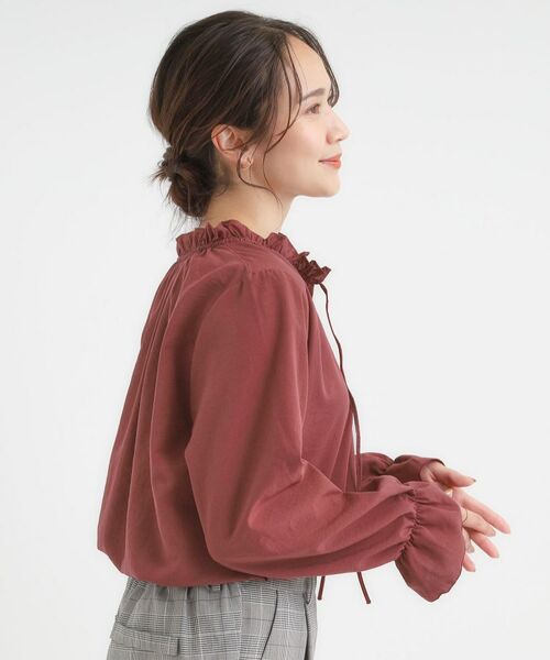 SHOO・LA・RUE / シューラルー シャツ・ブラウス | 【S-LL/洗濯後しわになりにくい/吸水速乾/UV】大人フェミニンな装いに 襟フリルブラウス | 詳細14
