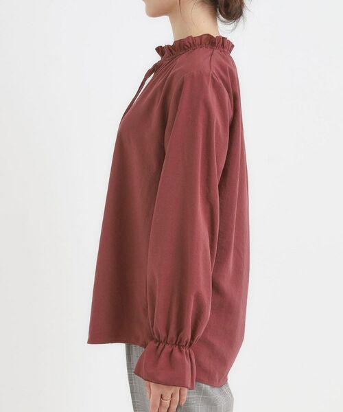 SHOO・LA・RUE / シューラルー シャツ・ブラウス | 【S-LL/洗濯後しわになりにくい/吸水速乾/UV】大人フェミニンな装いに 襟フリルブラウス | 詳細18