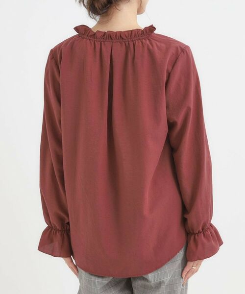 SHOO・LA・RUE / シューラルー シャツ・ブラウス | 【S-LL/洗濯後しわになりにくい/吸水速乾/UV】大人フェミニンな装いに 襟フリルブラウス | 詳細19