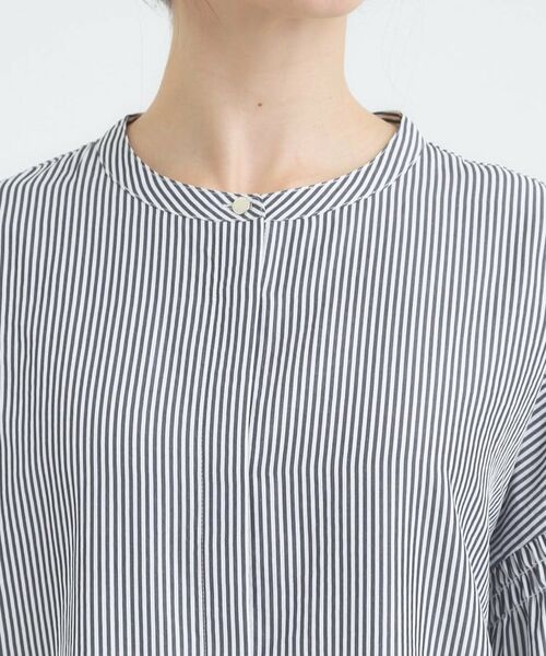 SHOO・LA・RUE / シューラルー シャツ・ブラウス | 【洗濯後シワになりにくい】お袖シャーリングシャツ | 詳細16