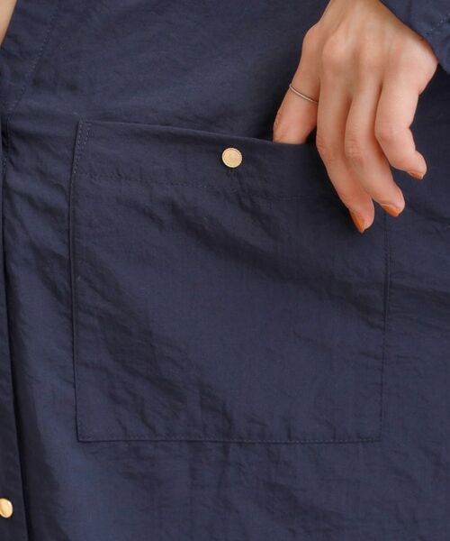 SHOO・LA・RUE / シューラルー シャツ・ブラウス | 【洗える/S-LL】羽織りにもなる ビックポケットVネックシャツ | 詳細17