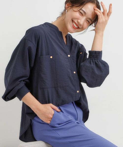 SHOO・LA・RUE/シューラルー 【洗える/S-LL】羽織れる ビックポケットVネックシャツ ネイビー(094) 01(S) SHOO・LA・RUE/シューラルー 【洗える/S-LL】羽織れる ビックポケットVネックシャツ ネイビー(094) 01(S)