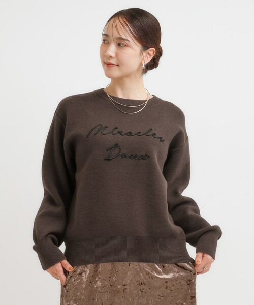 SHOO・LA・RUE / シューラルー ニット・セーター | 【洗濯機可/ちくちくしにくい】大人のための スウェットライク刺繍ロゴニット | 詳細13