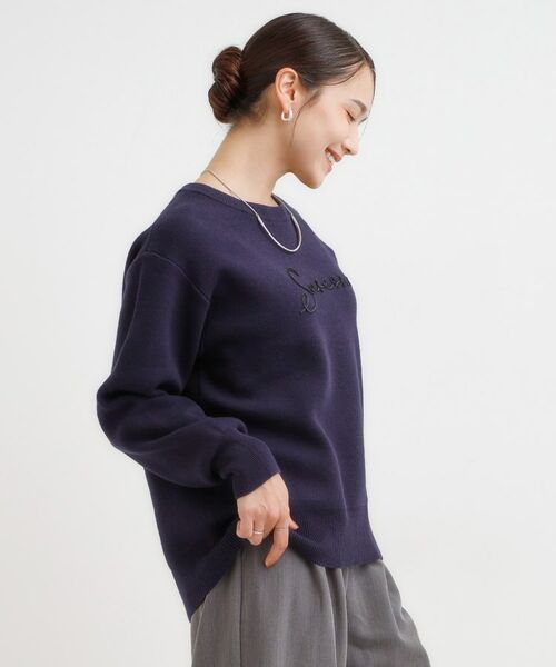 SHOO・LA・RUE / シューラルー ニット・セーター | 【洗濯機可/ちくちくしにくい】大人のための スウェットライク刺繍ロゴニット | 詳細6