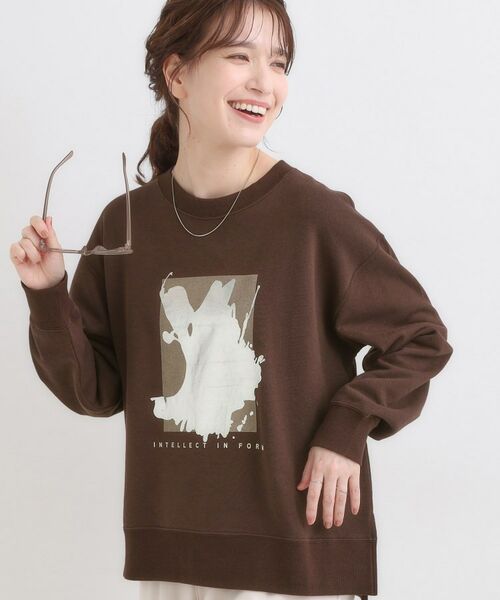 SHOO・LA・RUE/シューラルー 【S-LL】選べる4柄 グラフィックアソート裏毛スウェット ブラウン(343) 04(LL) SHOO・LA・RUE/シューラルー 【S-LL】選べる4柄 グラフィックアソート裏毛スウェット ブラウン(343) 04(LL)