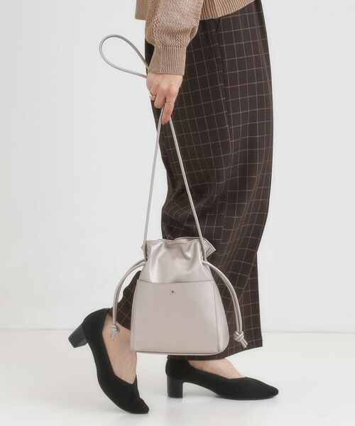 SHOO・LA・RUE / シューラルー ショルダーバッグ | スクエア巾着ショルダーバッグ | 詳細1