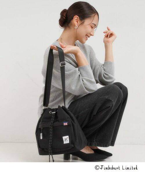 SHOO・LA・RUE/シューラルー 【撥水】巾着ショルダーバッグ【Jimbobart】 ブラック(019) 00 SHOO・LA・RUE/シューラルー 【撥水】巾着ショルダーバッグ【Jimbobart】 ブラック(019) 00