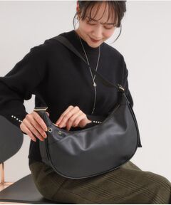 SHOO・LA・RUE / シューラルー ショルダーバッグ | ハトメ使いがアクセント ハーフムーンショルダーバッグ