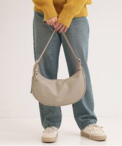 SHOO・LA・RUE / シューラルー ショルダーバッグ | ハトメ使いがアクセント ハーフムーンショルダーバッグ