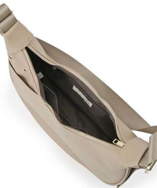 SHOO・LA・RUE / シューラルー ショルダーバッグ | ハトメ使いがアクセント ハーフムーンショルダーバッグ | 詳細14