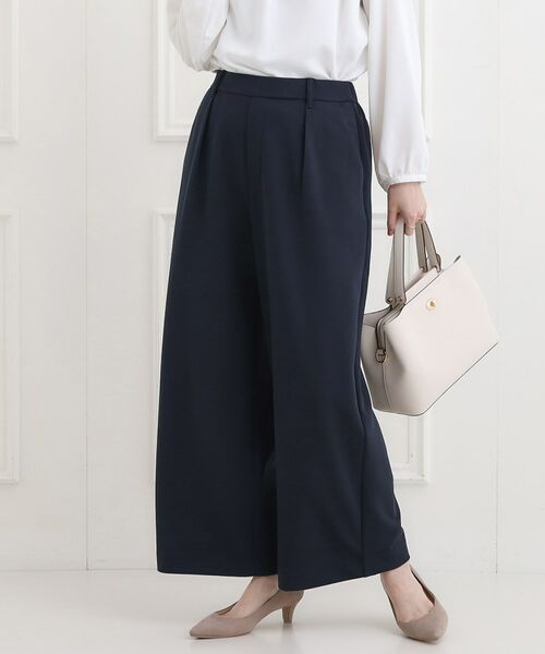 SHOO・LA・RUE/シューラルー 【洗濯機可/イージーケア/ストレッチ】きちんと楽に。カットジョーゼットワイドパンツ ネイビー(094) 02(M) SHOO・LA・RUE/シューラルー 【洗濯機可/イージーケア/ストレッチ】きちんと楽に。カットジョーゼットワイドパンツ ネイビー(094) 02(M)