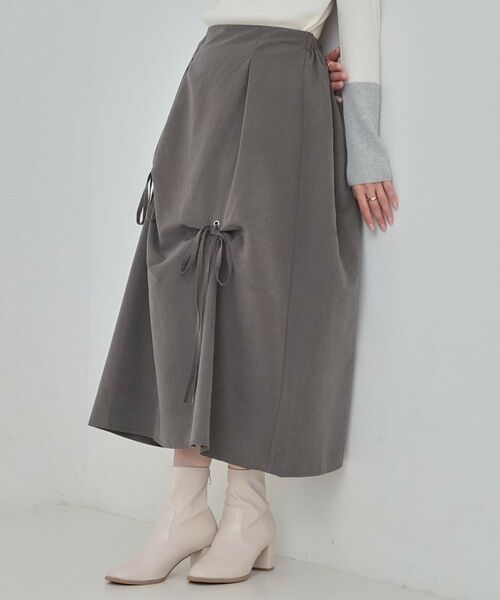 SHOO・LA・RUE/シューラルー リボンタック ピーチ起毛 フレアスカート チャコールグレー(014) 04(LL) SHOO・LA・RUE/シューラルー リボンタック ピーチ起毛 フレアスカート チャコールグレー(014) 04(LL)