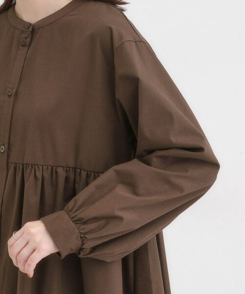 SHOO・LA・RUE / シューラルー チュニック | 【S-LL】自然に体型カバー 切り替えギャザーチュニックシャツ | 詳細17