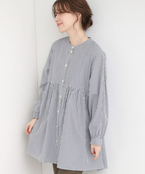 SHOO・LA・RUE/シューラルー 【S-LL】自然に体型カバー 切り替えギャザーチュニックシャツ ネイビー(394) 01(S)