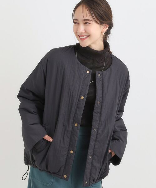 SHOO・LA・RUE/シューラルー 【S-LL】リバーシブル ノーカラー中綿ブルゾン ブラック(019) 01(S) SHOO・LA・RUE/シューラルー 【S-LL】リバーシブル ノーカラー中綿ブルゾン ブラック(019) 01(S)