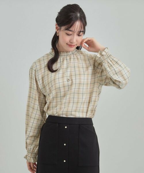 SHOO・LA・RUE / シューラルー シャツ・ブラウス | ギャザーネックがスタイリングのアクセントに ハイネックブラウス | 詳細1