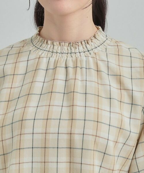 SHOO・LA・RUE / シューラルー シャツ・ブラウス | ギャザーネックがスタイリングのアクセントに ハイネックブラウス | 詳細12