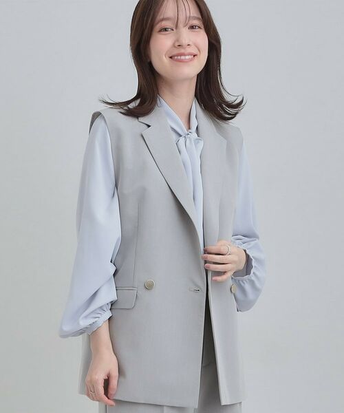 SHOO・LA・RUE/シューラルー 【セットアップ可能】サッと軽やかに羽織りやすいWブレストジレ ライトグレー(011) 01(S) SHOO・LA・RUE/シューラルー 【セットアップ可能】サッと軽やかに羽織りやすいWブレストジレ ライトグレー(011) 01(S)