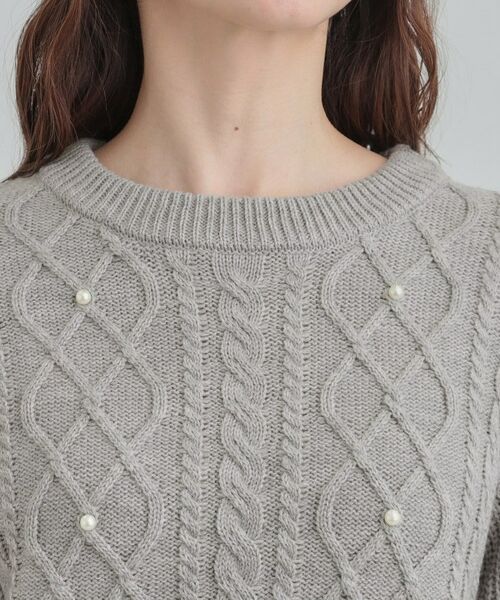 SHOO・LA・RUE / シューラルー ニット・セーター | フェイクパールで上品見え ケーブルパール調ニット | 詳細16