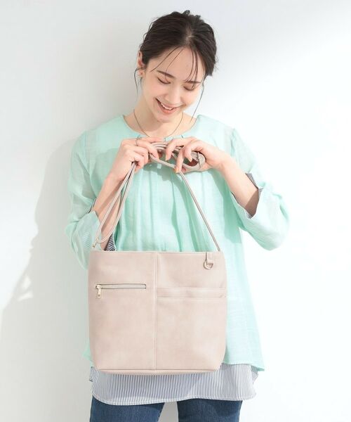 SHOO・LA・RUE / シューラルー ショルダーバッグ | 【8ポケット】フロント切替 ショルダーバッグ（ライトベージュ(051)）