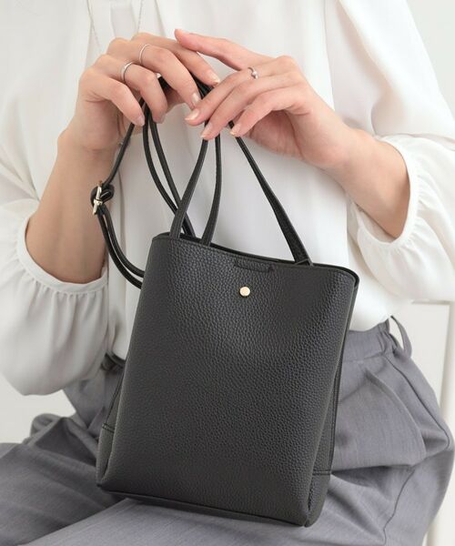 SHOO・LA・RUE / シューラルー ショルダーバッグ | 【軽量】ふわっと軽い3層ショルダー(ブラック(019))