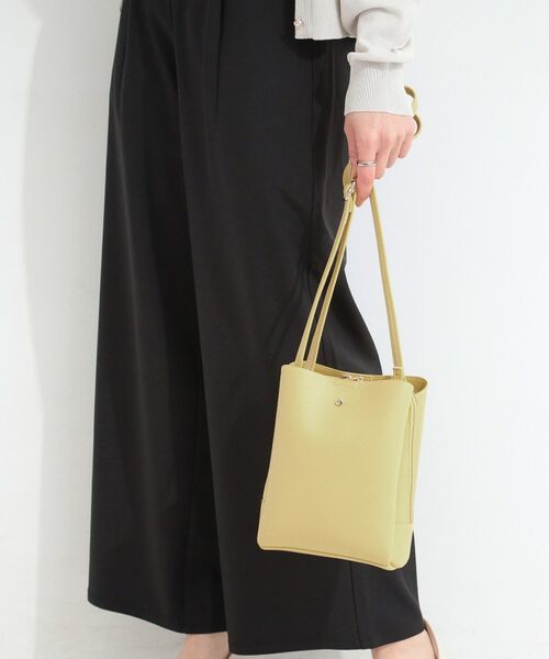 SHOO・LA・RUE / シューラルー ショルダーバッグ | 【軽量】ふわっと軽い3層ショルダー（イエロー(031)）