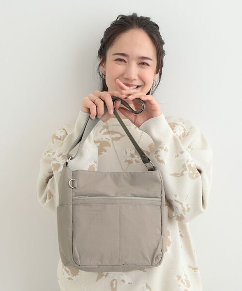 SHOO・LA・RUE / シューラルー ショルダーバッグ | 【撥水】10ポケットショルダーバッグ（グレージュ(050)）