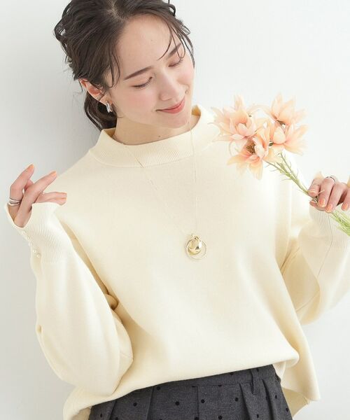 SHOO・LA・RUE / シューラルー ニット・セーター | 【セットアップ可/S－LL】新色追加 インせず着られる 洗えるもちもち裾ラウンドニット（オフホワイト(003)）