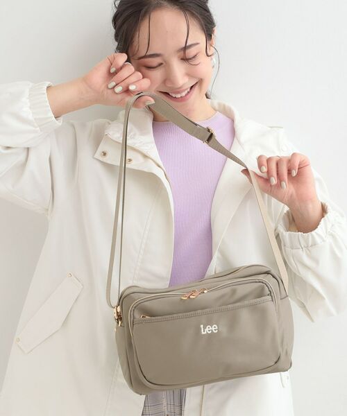 SHOO・LA・RUE / シューラルー ショルダーバッグ | 【Lee別注／撥水】7ポケットショルダーバッグ（グレージュ(050)）