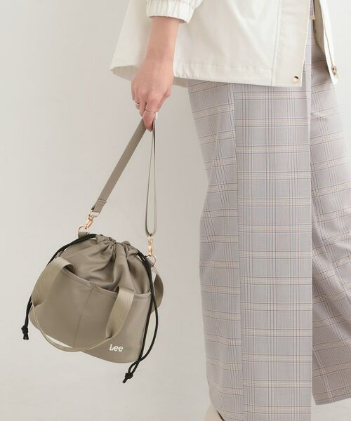 SHOO・LA・RUE / シューラルー ショルダーバッグ | 【Lee別注／撥水】巾着ショルダーバッグ | 詳細5
