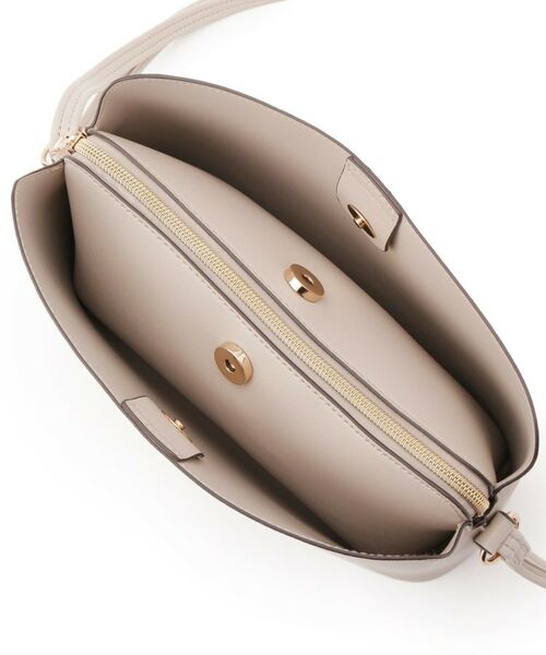 SHOO・LA・RUE / シューラルー ショルダーバッグ | 一枚革風3層ショルダーバッグ | 詳細17