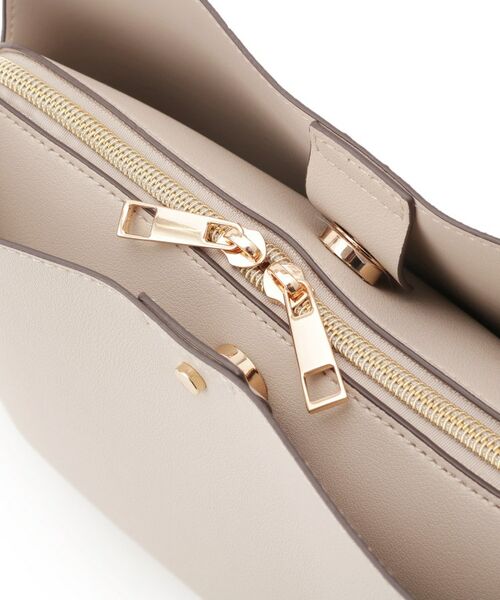 SHOO・LA・RUE / シューラルー ショルダーバッグ | 一枚革風3層ショルダーバッグ | 詳細18